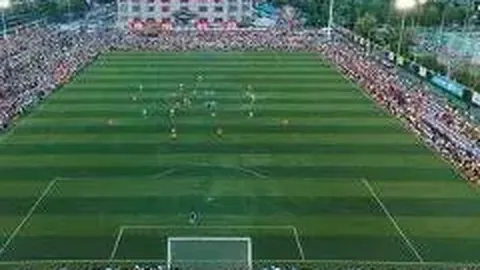 黄晓明慷慨捐赠，捐水如山，张艺兴百万物资铺地