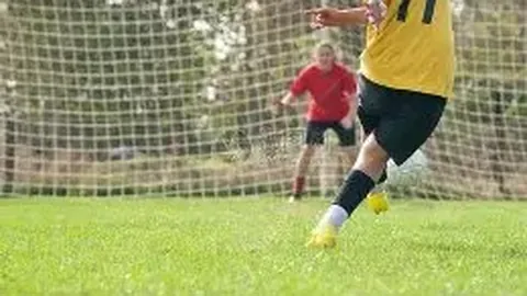 约克与琼斯第三节共得19分，浙江以13分优势力压北京，气势如虹