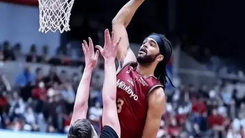 王曼昱击败迪亚兹，挺进重庆赛女单16强